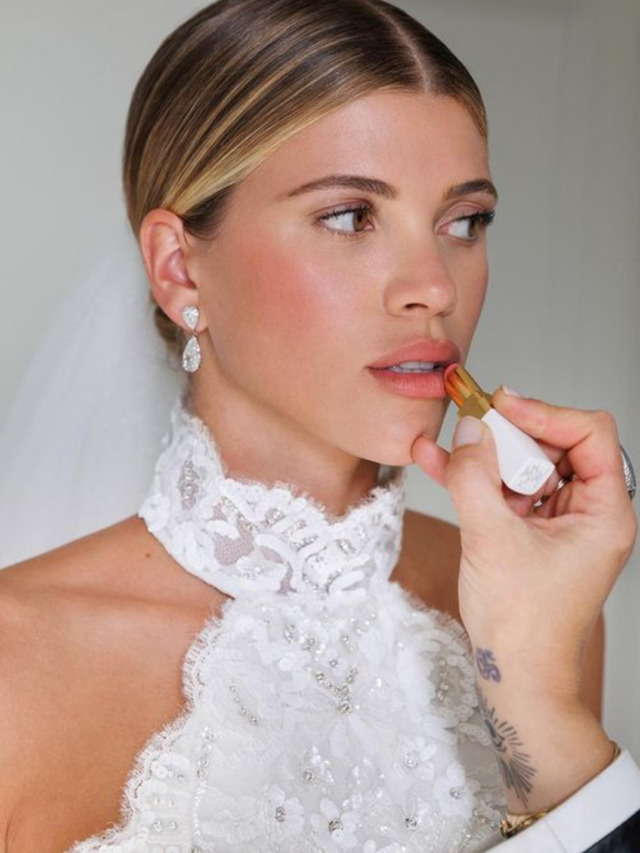 How To Get Sofia Richie Grainge’s Wedding Makeup Look